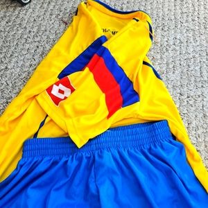 Boys Columbian soccer set